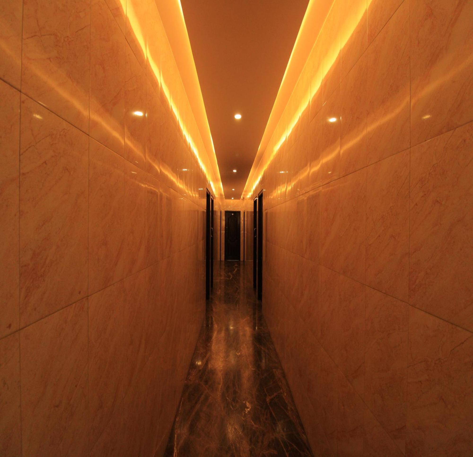 Hotel Rathnavel Towers Madras Buitenkant foto