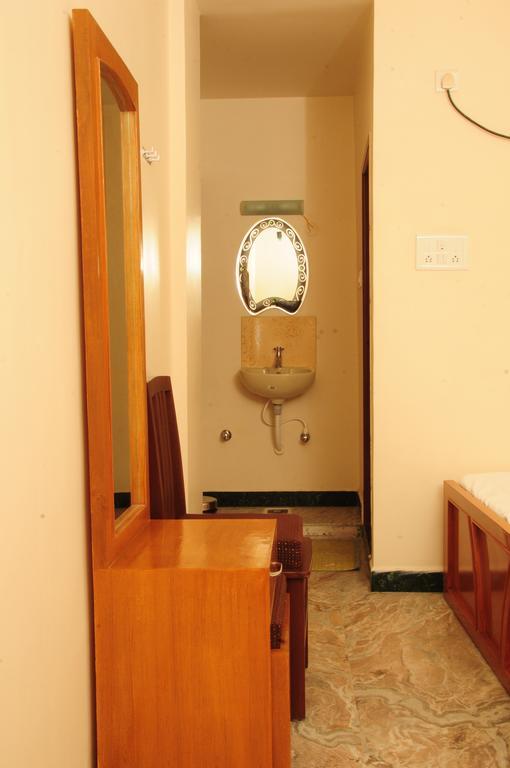 Hotel Rathnavel Towers Madras Kamer foto