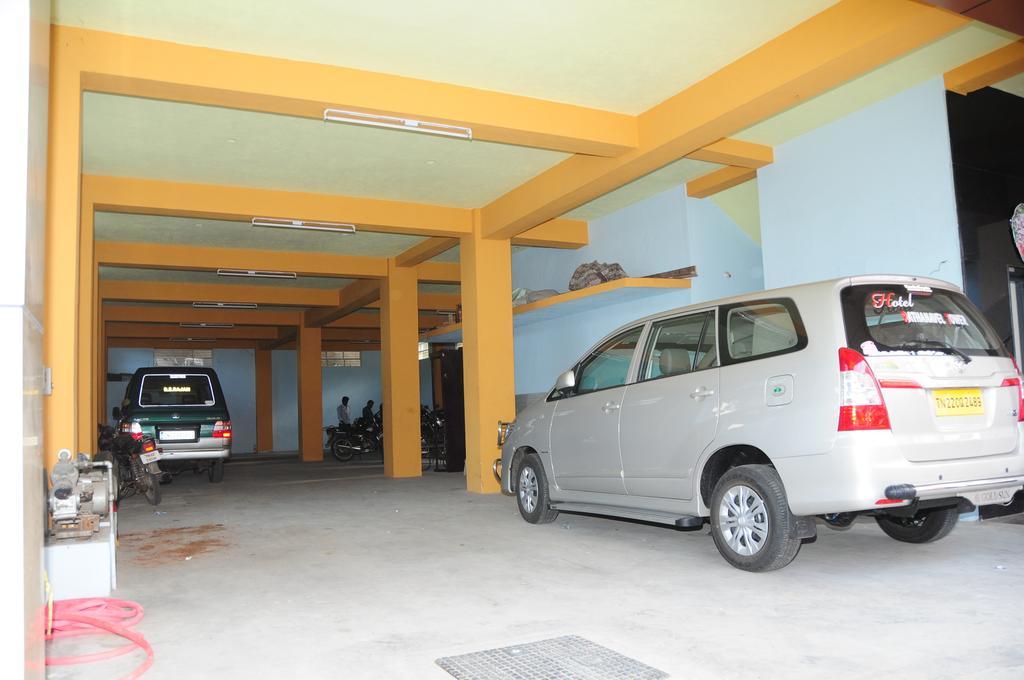Hotel Rathnavel Towers Madras Buitenkant foto
